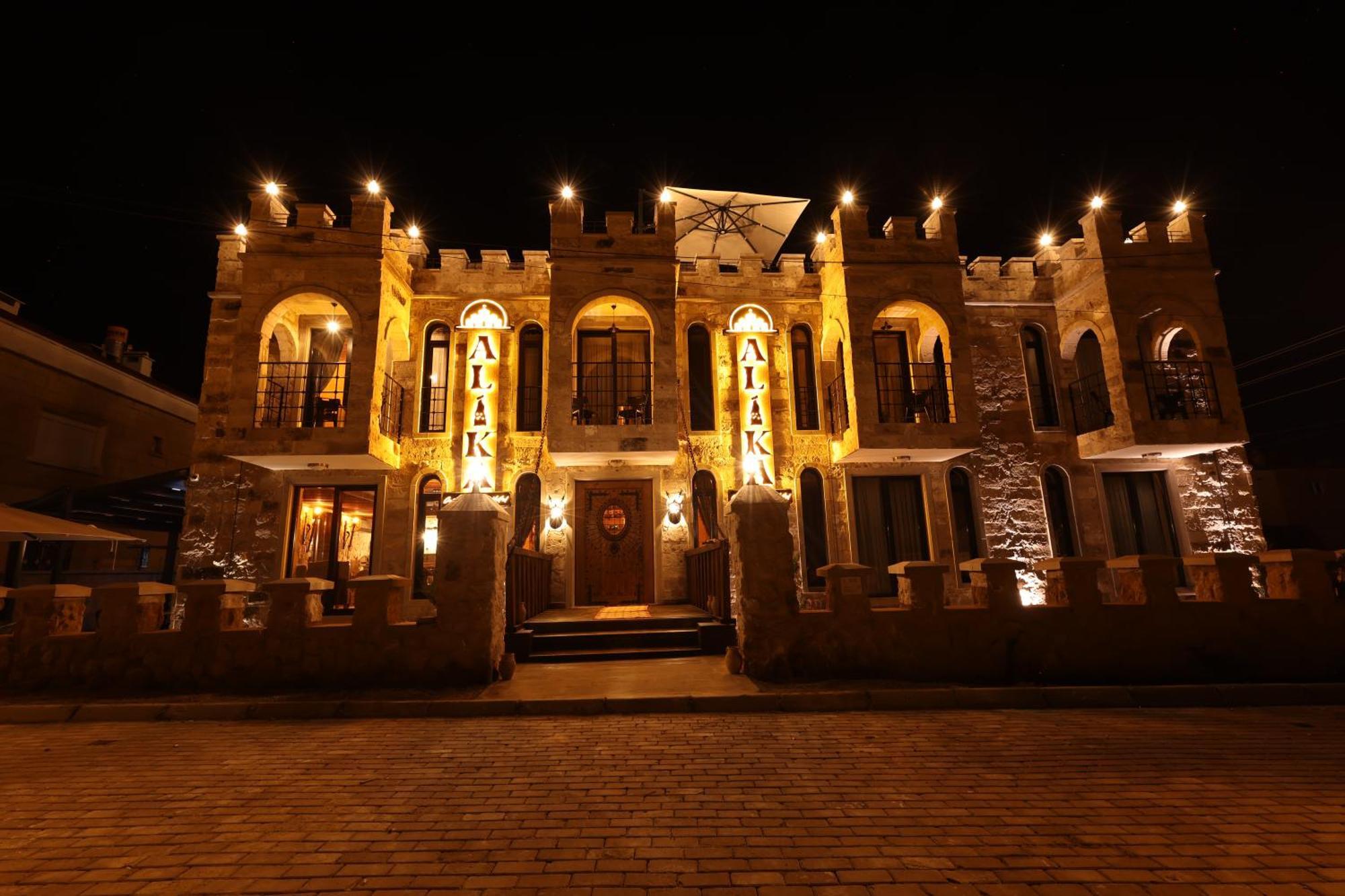 Готель Alika Castle House Учгісар Екстер'єр фото